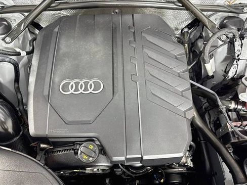Used 2022 Audi Q5 2.0T Premium Plus w/ Premium Plus Package AWD/4WD image 29