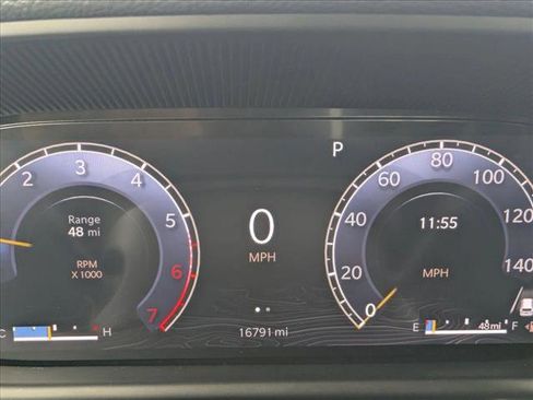 Used 2024 Jeep Wagoneer Series II image 11