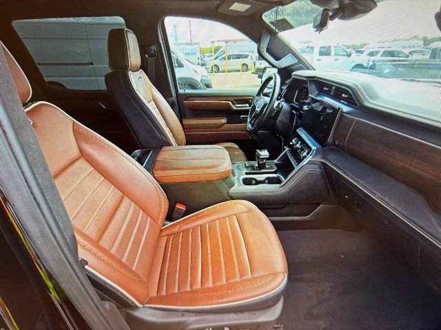Used 2023 GMC Sierra 1500 Denali Ultimate AWD/4WD image 14