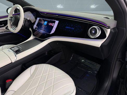 Certified 2024 Mercedes-Benz EQS AMG 4MATIC image 23