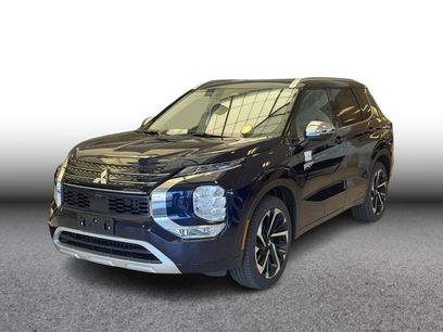 Used 2025 Mitsubishi Outlander 4WD Plug-In Hybrid