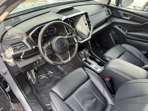 Used 2024 Subaru Ascent Limited w/ Technology Package image 2