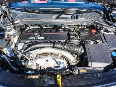 Used 2021 Mercedes-Benz GLA 35 AMG 4MATIC image 33