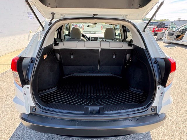 Used 2019 Honda HR-V EX image 29