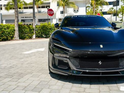 Used 2024 Ferrari Purosangue AWD/4WD image 6