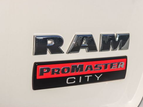 Used 2022 RAM ProMaster City Tradesman image 10