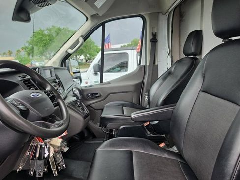 Used 2022 Ford Transit 350 DRW RWD image 15