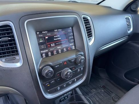 Used 2019 Dodge Durango SXT w/ 3rd Row Seating Group AWD/4WD image 4