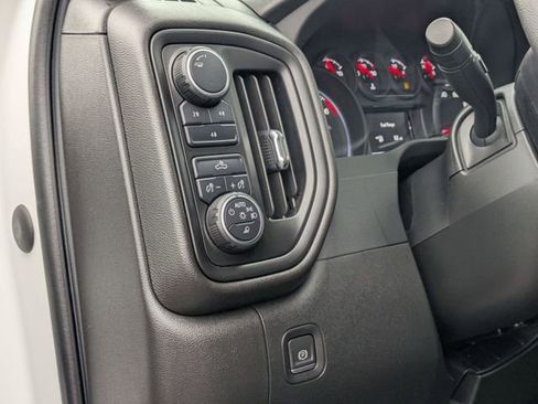 Used 2023 Chevrolet Silverado 2500 Custom w/ Custom Value Package image 13