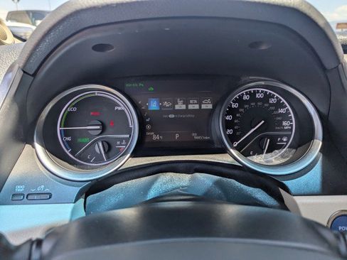 Used 2018 Toyota Camry XLE w/ Audio Package FWD image 15