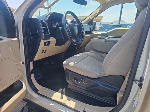 Used 2018 Ford F150 XLT w/ Equipment Group 302A Luxury RWD image 9