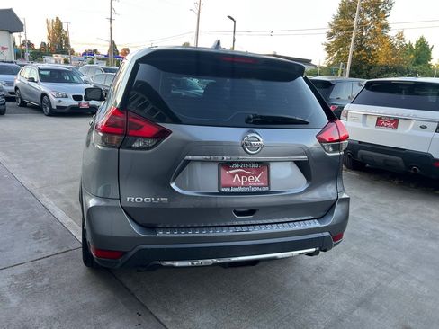 Used 2018 Nissan Rogue S FWD image 6