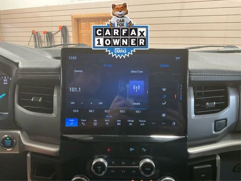 Used 2023 Ford Expedition Max XLT image 14