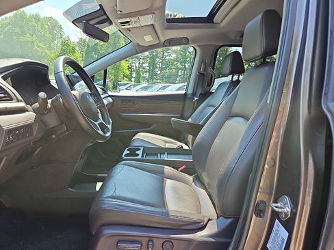 Used 2019 Honda Odyssey EX-L image 15