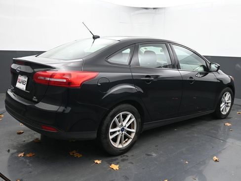 Used 2018 Ford Focus SE image 12