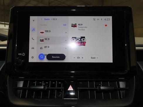 Used 2024 Toyota Corolla LE image 12