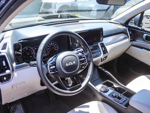Used 2023 Kia Sorento EX FWD image 22