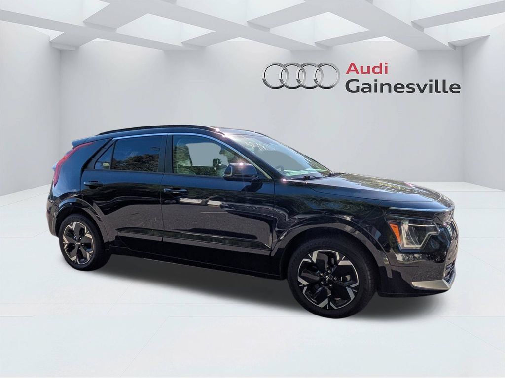 Used 2023 Kia Niro Wind FWD image 2