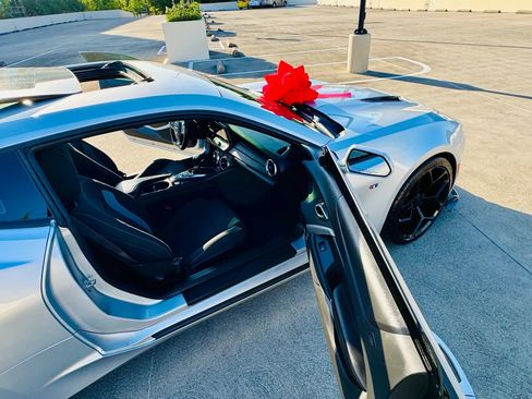 Used 2017 Chevrolet Camaro SS RWD image 29