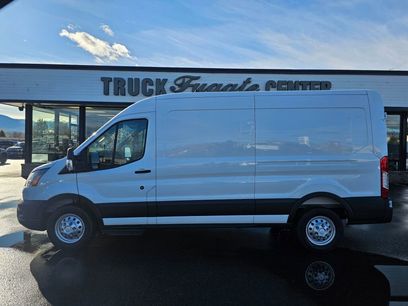 New 2025 Ford Transit 250 148 Medium Roof Extended AWD w/ Interior Upgrade Package