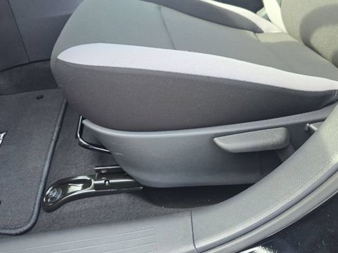 New 2025 Nissan Versa S w/ Trunk Package FWD image 19
