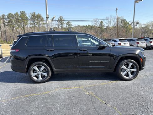 Used 2022 Jeep Grand Cherokee L Limited image 6