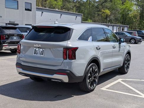 New 2026 Kia Sorento EX FWD image 3