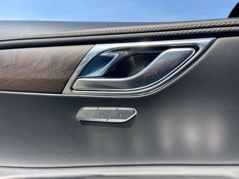 Used 2024 Genesis GV80 2.5T AWD/4WD image 18