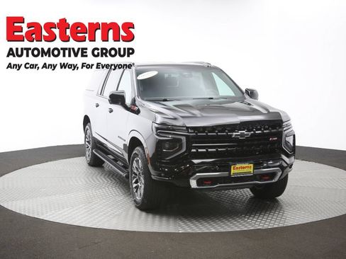 Used 2025 Chevrolet Suburban Z71 AWD/4WD image 54