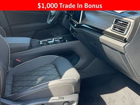 New 2025 Volkswagen Atlas SEL Premium R-Line AWD/4WD image 35