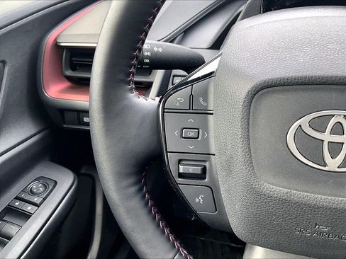Used 2023 Toyota Prius Prime FWD image 23