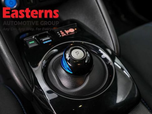 Used 2020 Nissan Leaf SV w/ SV All Weather Package image 13