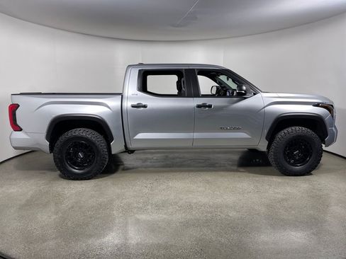 New 2026 Toyota Tundra SR5 image 2