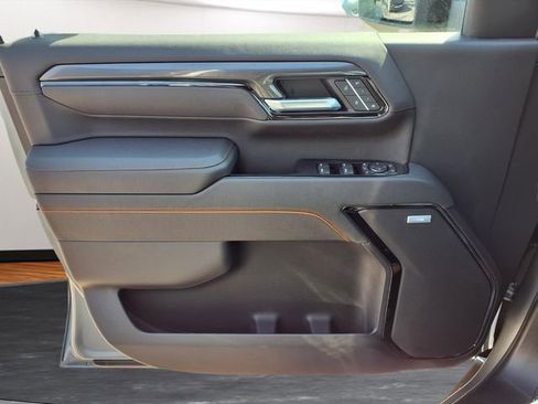 New 2026 GMC Sierra 2500 AT4 AWD/4WD image 15