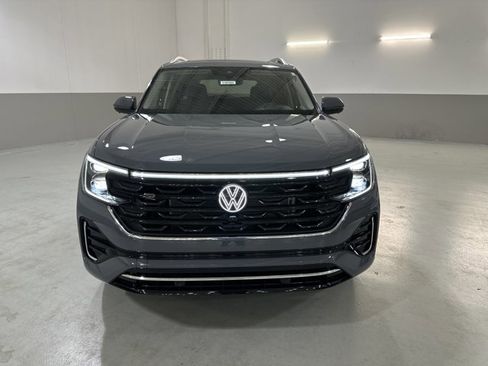 New 2026 Volkswagen Atlas SEL Premium R-Line AWD/4WD image 2