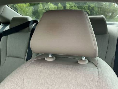 Certified 2023 Honda Accord EX image 25