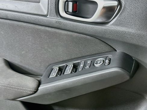 Used 2025 Honda Civic Sport image 15