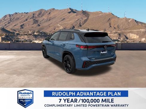 Certified 2026 Volkswagen Tiguan SE R-Line FWD image 4