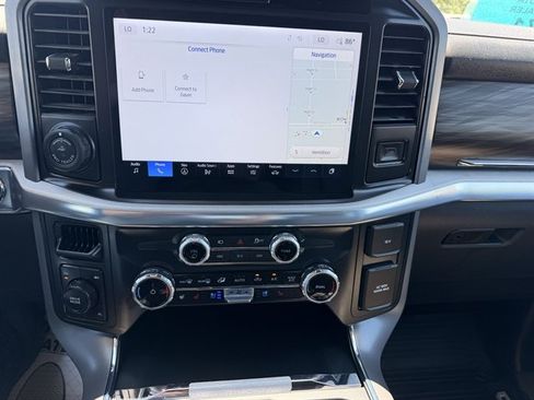 Used 2025 Ford F150 Lariat w/ Equipment Group 501A Mid AWD/4WD image 14