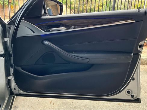 Used 2017 BMW 530i image 22