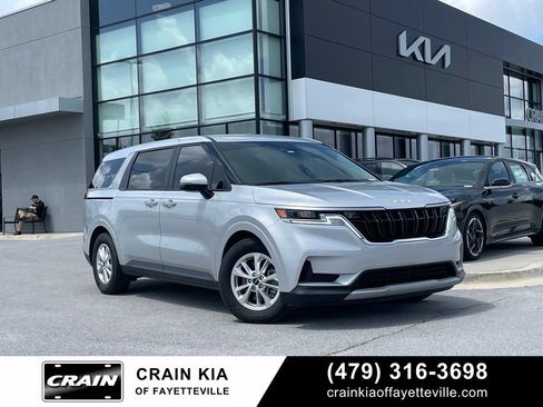 Certified 2022 Kia Carnival LX FWD image 1