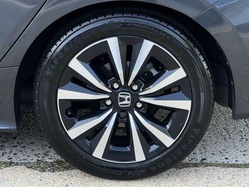 Used 2024 Honda Civic EX image 17