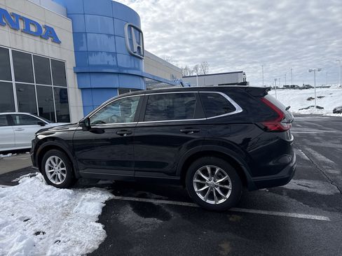 Used 2024 Honda CR-V EX-L image 6