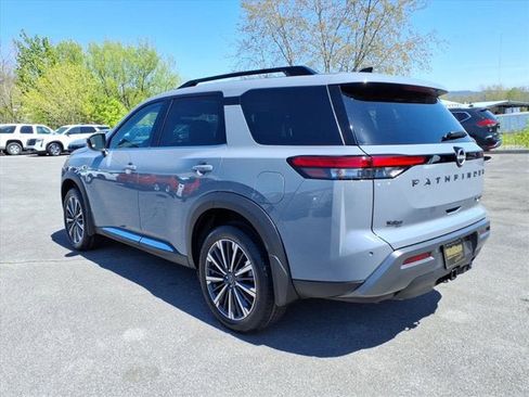 New 2026 Nissan Pathfinder Platinum AWD/4WD image 3
