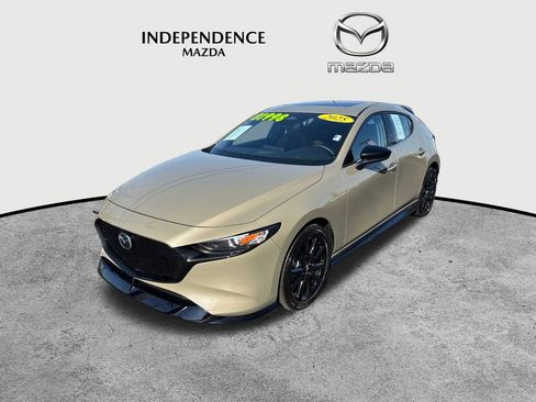 Certified 2025 MAZDA MAZDA3 Carbon w/ Appearance Package image 7