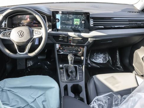 New 2026 Volkswagen Jetta SE FWD image 35