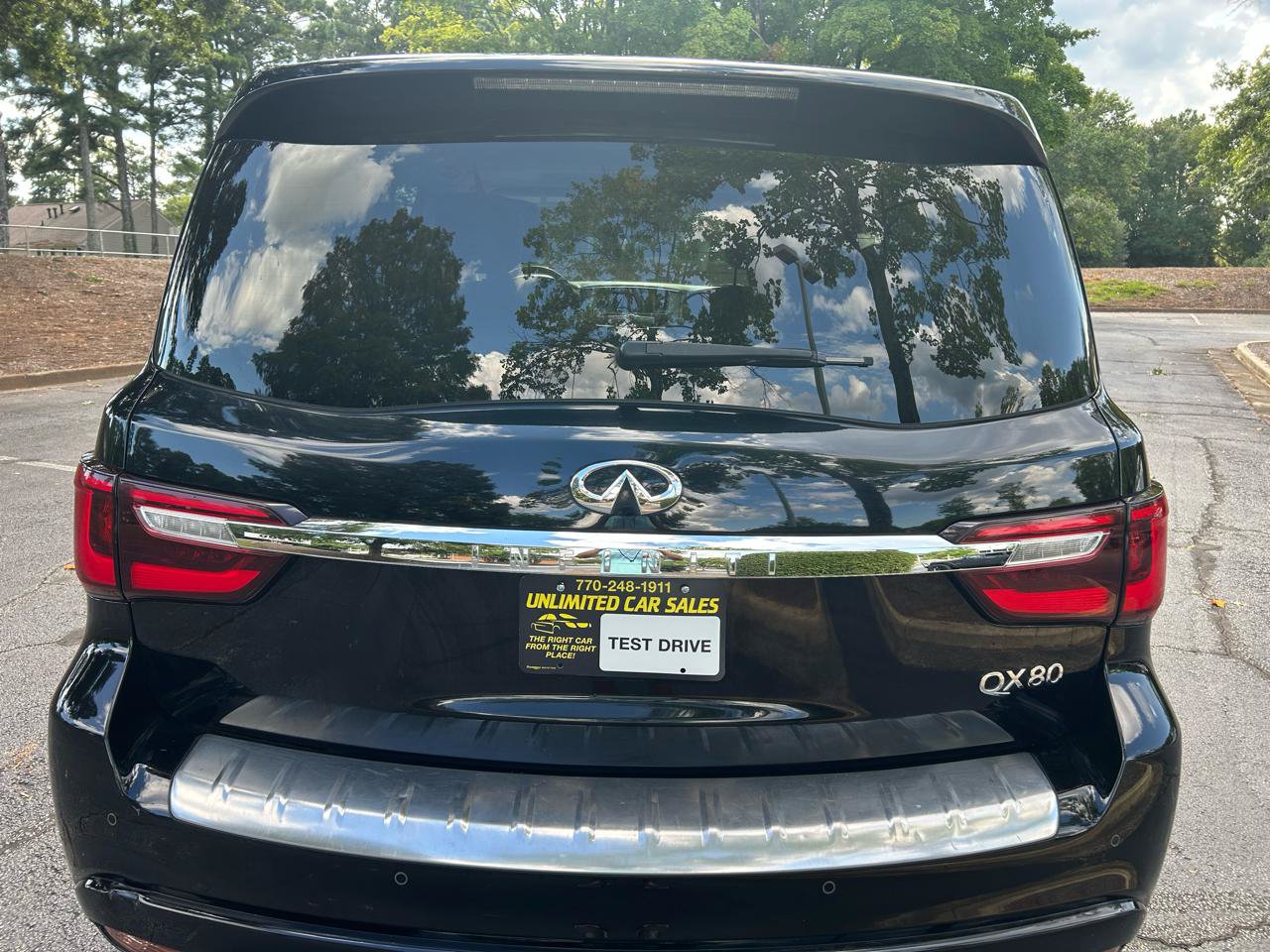 Used 2019 INFINITI QX80 Luxe w/ 22" Wheel Package AWD/4WD image 5