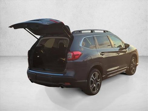Used 2025 Subaru Ascent Limited image 7