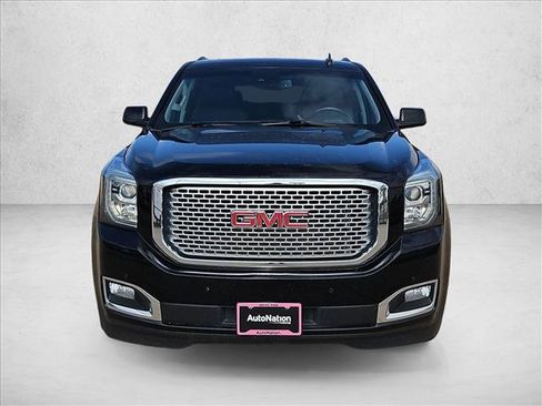 Used 2016 GMC Yukon XL Denali w/ Open Road Package AWD/4WD image 2