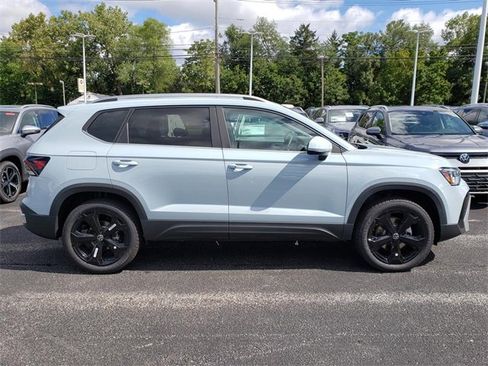 New 2025 Volkswagen Taos SEL image 2